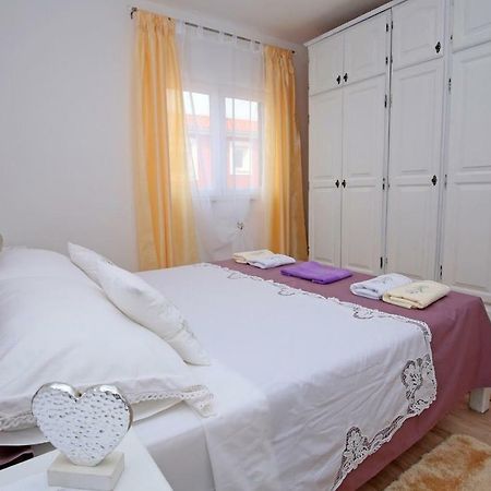 Luciano Apartment Mravince Luaran gambar